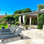 Beautiful Maxima Agri With Pool In Porec * Filipana