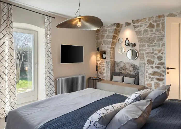 Βίλα Beautiful Maxima Agri With Pool In Porec Filipana